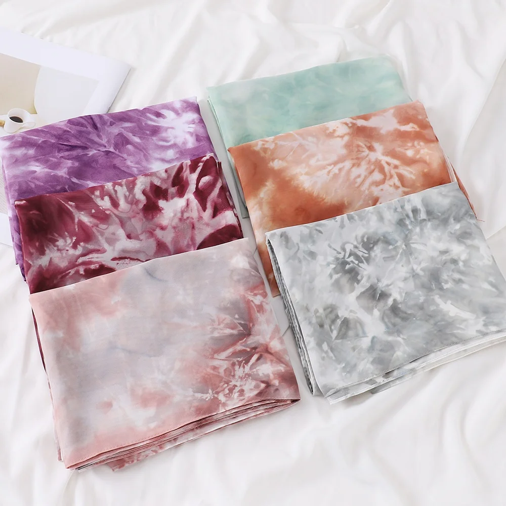 New Arrival Indones Printed Chiffon Silk Scarf Hijab Shawls Head Wraps Women Hijabs Scarves Ladies Muslim Veils