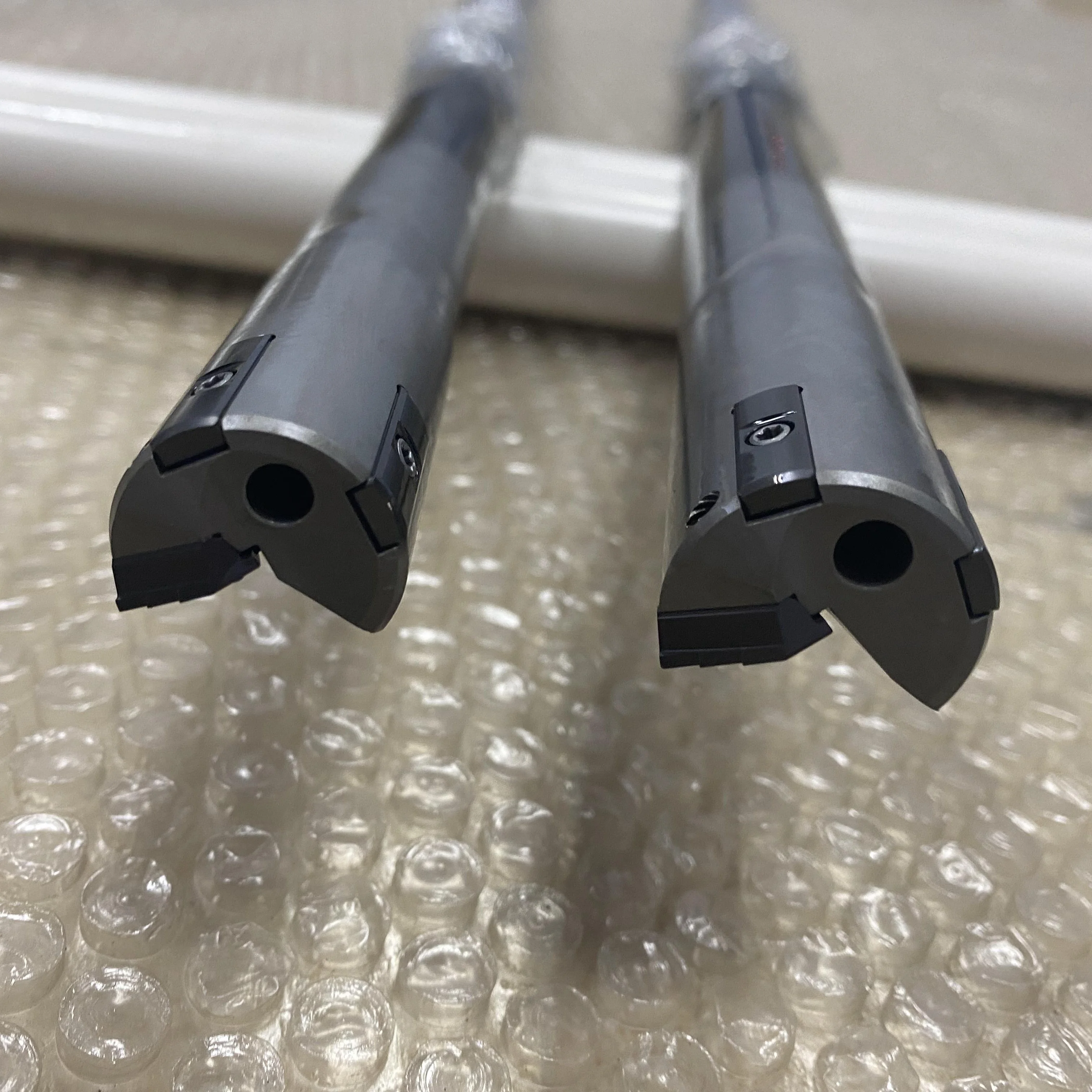 OEM Wholesale Single Fluted Gun Drill Alloy Deep Hole Two-Hole Brazed Carbide Tip Integral Cemented Solid Carbide Steel