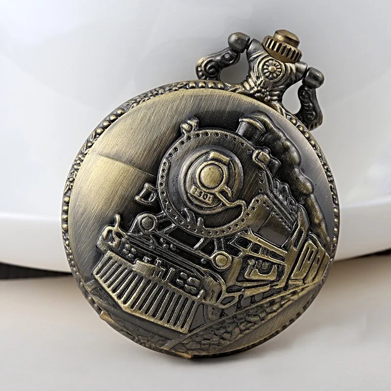 Wholesale custom high quality luxury Retro classic engraved vintage skeleton old quartz metal gold alloy pocket watch for sale