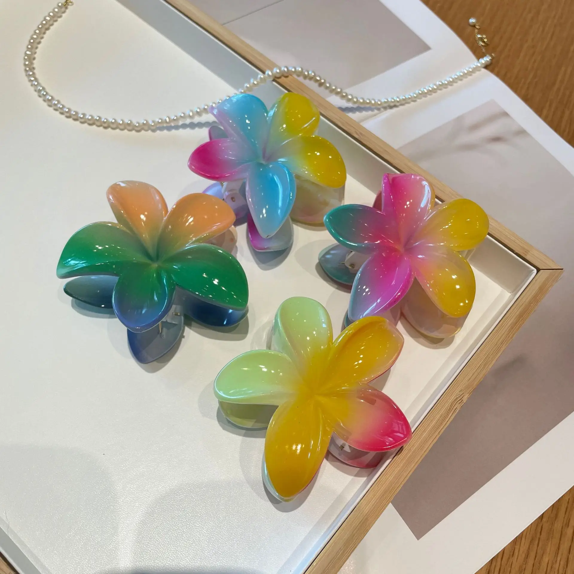 8cm Summer Boho Colorful Plumeria Hair Claw Clips Girls Hawaiian Vacation Flower Headwear Women Wedding Party Hair Accessories