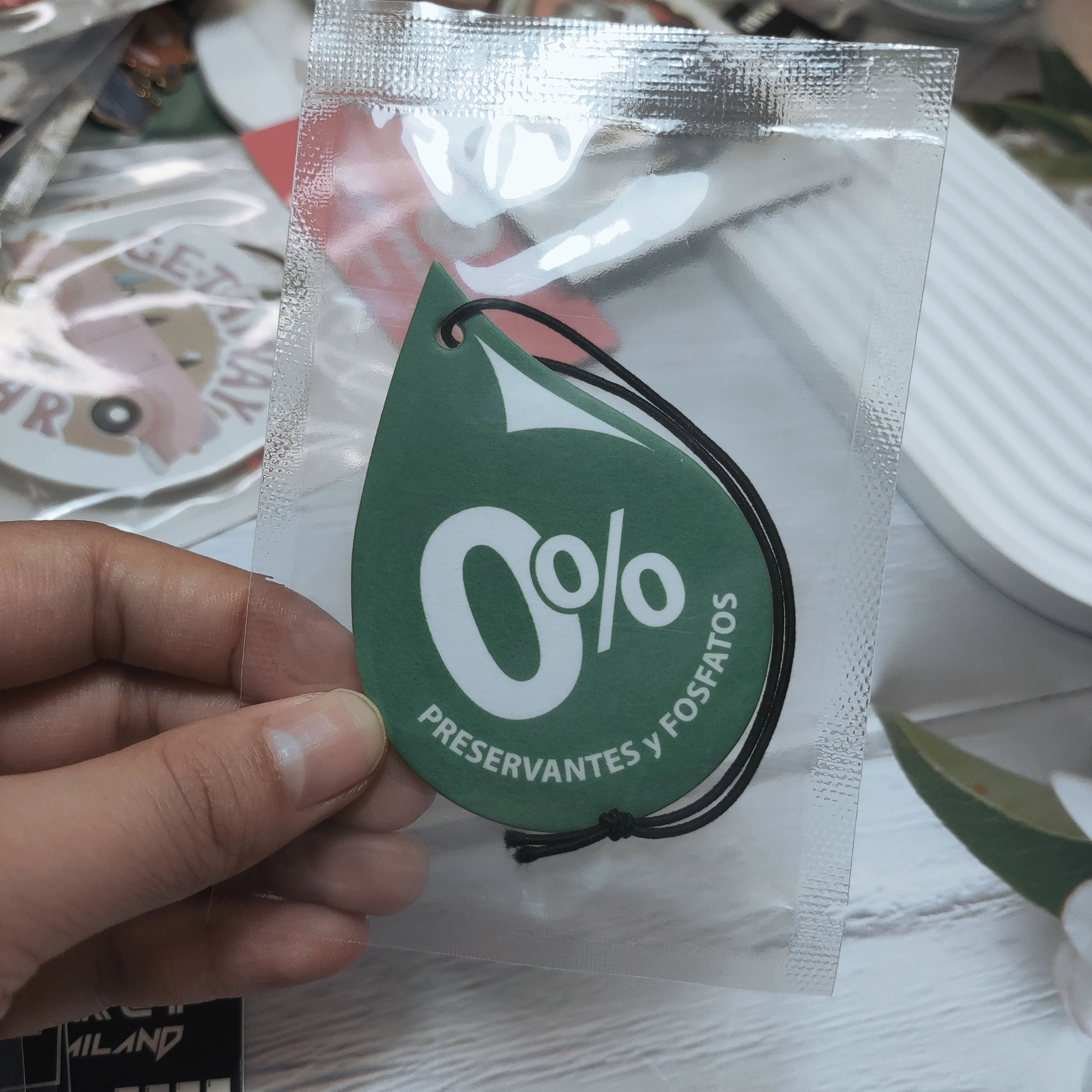 Low price car perfume packaging customised new car scent air freshener smell flavoring for cars