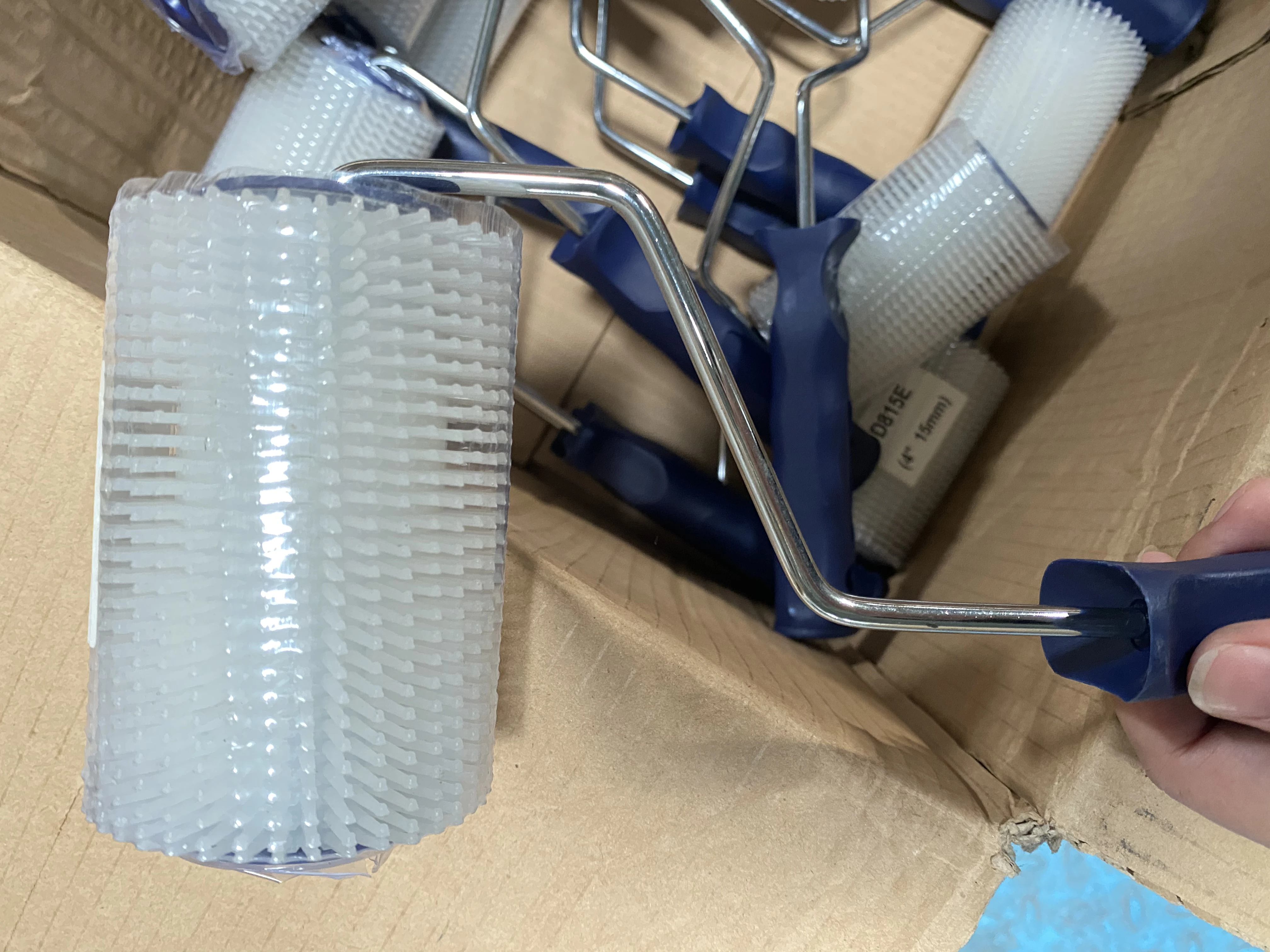 Floor Self Leveling Screed WATER PROOFING MEMBRANE Spiked Roller for 3D floorin