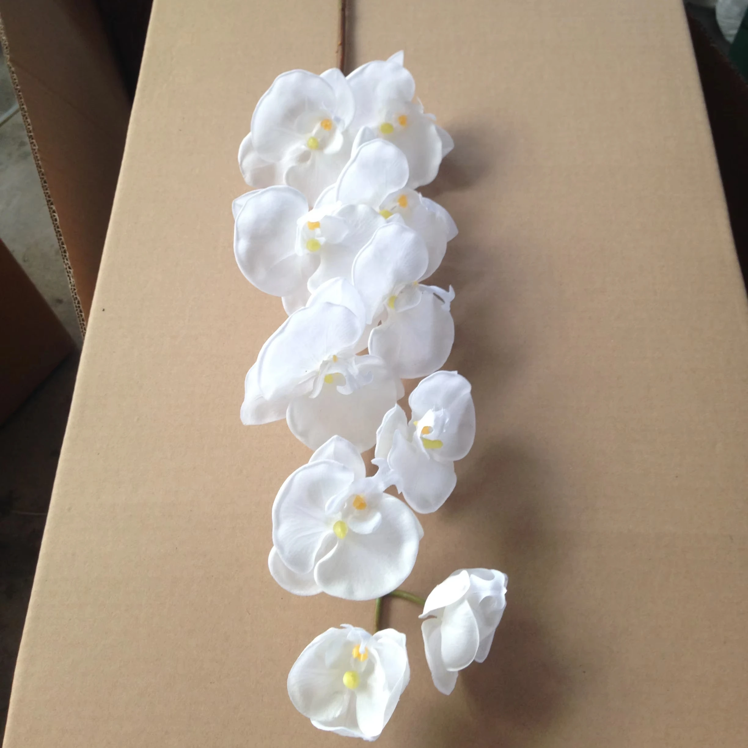 SFL2037L High Quality 10 Pcs Phalaenopsis Orchid Flower For Home Decor Artificial White Orchid Flower