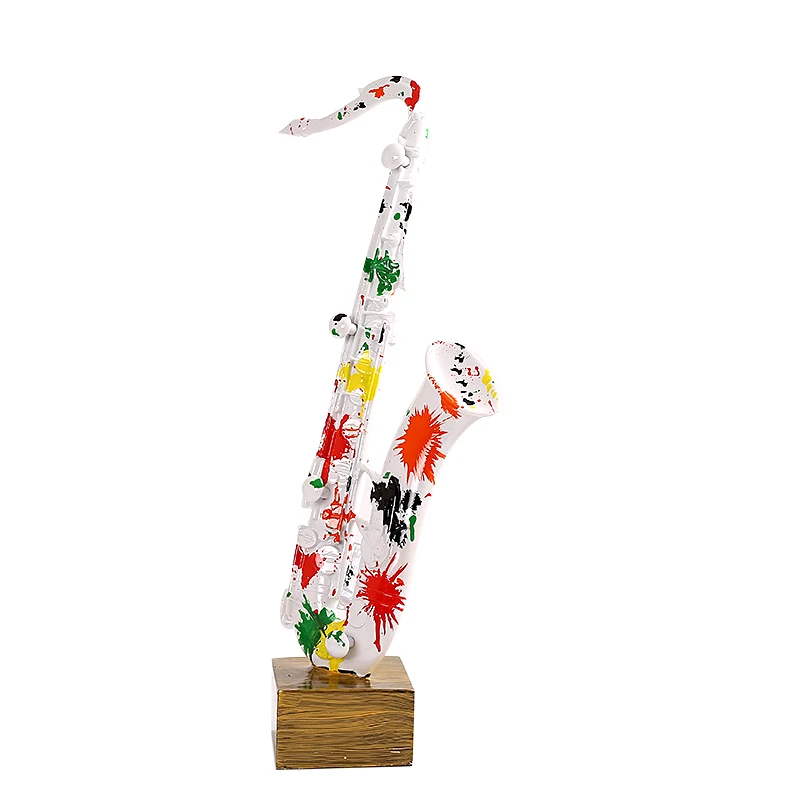 Hot Selling Colorful Resin Saxophone Sculptures  MUSICAL INSTRUMENT SCULPTURE STATUES For Home Decoration