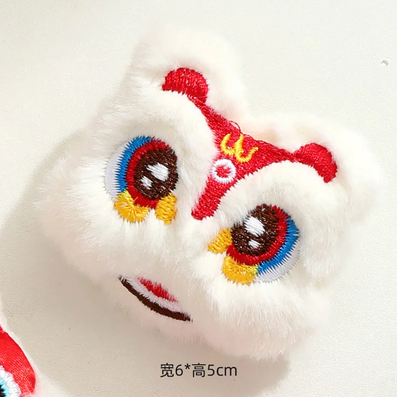 2024 New Year brooch pin cute plush brooch New Year gift decoration cartoon dragon lion accessories Plush toy