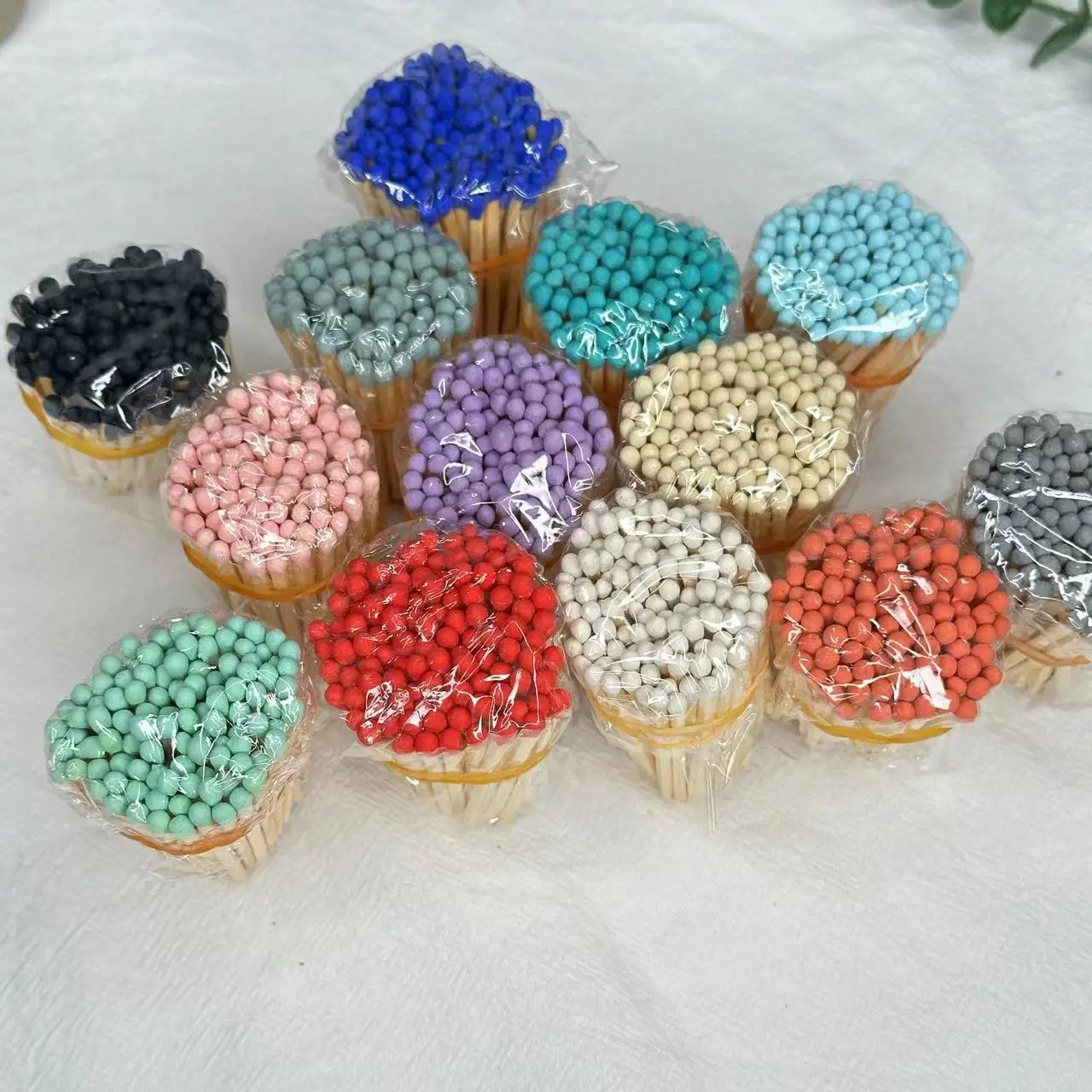 colored safety cigars cigarettes matches Customized color and length of bulk matches Household promotions hotel matches