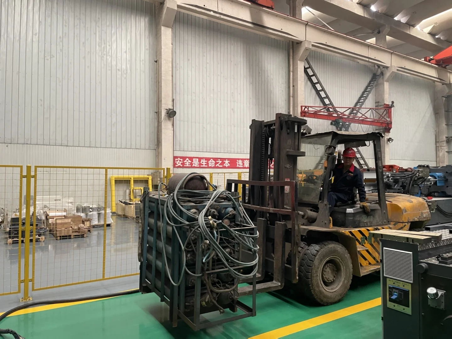 OUCO 228T Fast Speed High Output Small Hydraulic Servo Injection Molding Machine  for Syringes