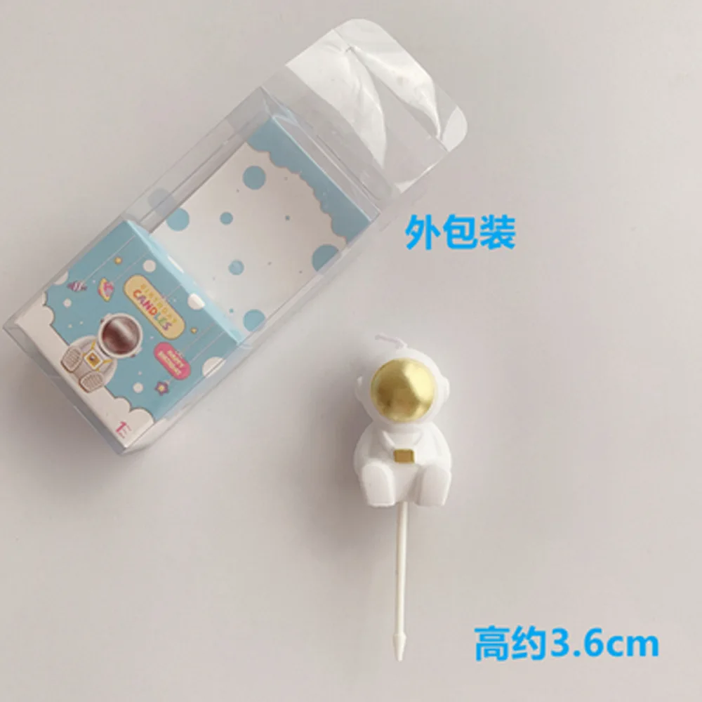 Wholesale creative birthday candles, environmentally friendly materials, smokeless astronaut style candles