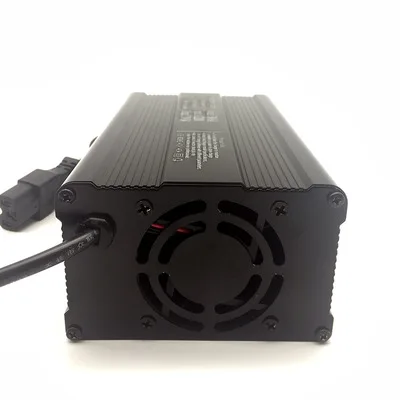 High Quality 58.8V 43.8v 60v 84v 87.4v 15A Lithium Ion Battery Charger For Two-Wheeler Electric Bike Scooter With M12 Connector