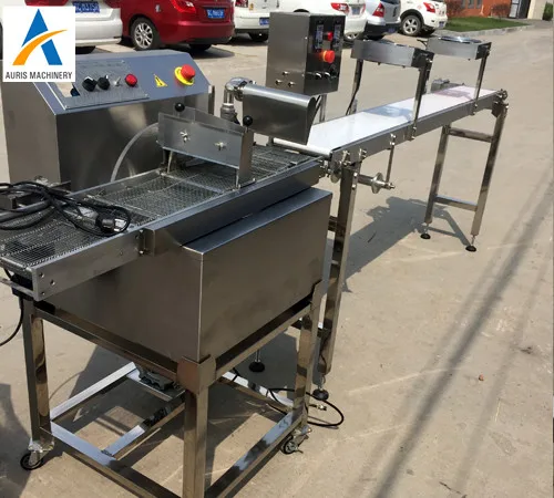Commercial snacks shop chocolate pouring casting equipment chocolate tempering filling melting machine with vibrating table