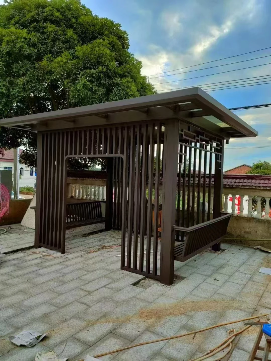 Various Good Quality Flat Roof Easy Setup Sunscreen Outdoor Canopy  Privacy Gazebo