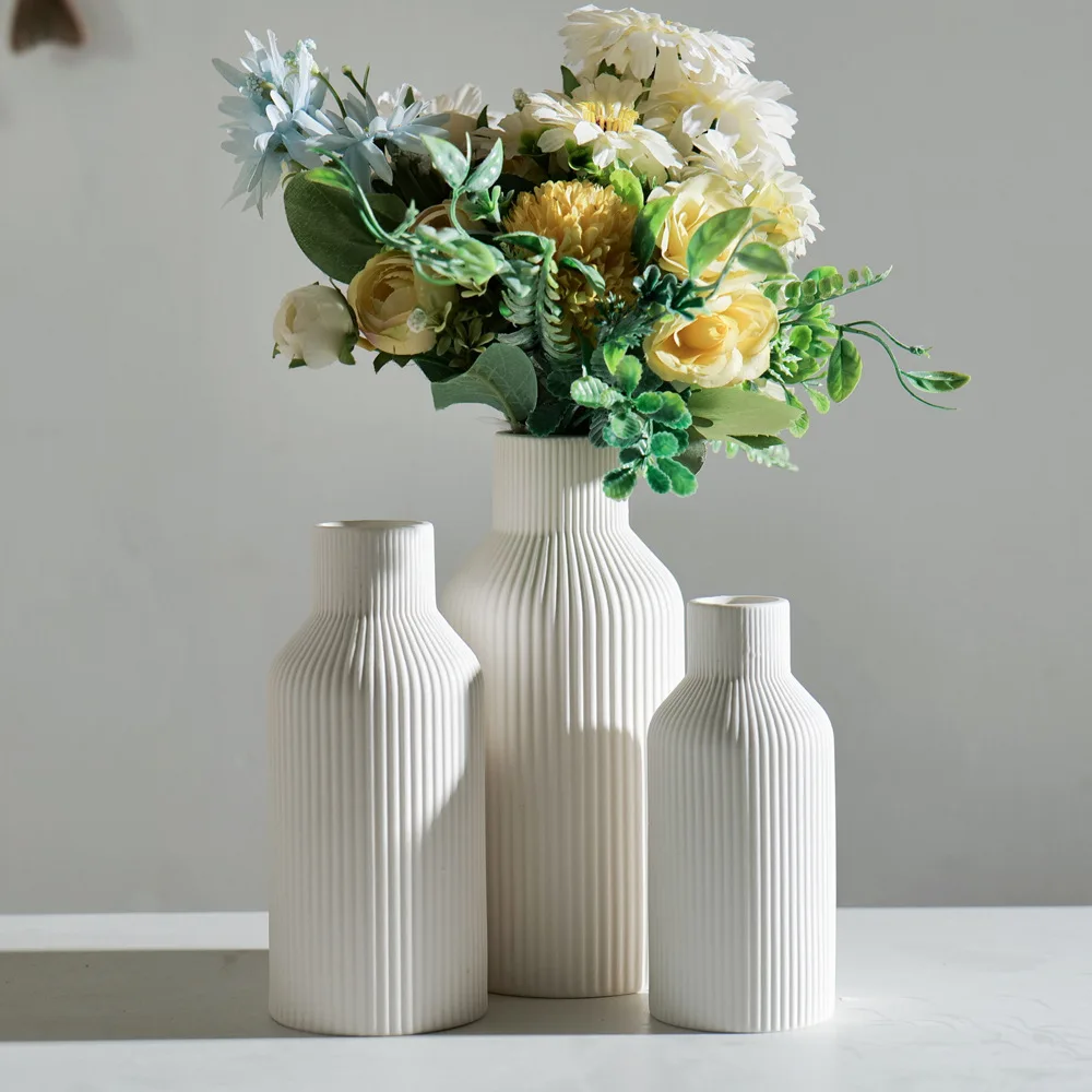 Luxury White Ceramic Vase Set of 3 Pieces Nordic Modern Vase for Flowers for Home Decoration