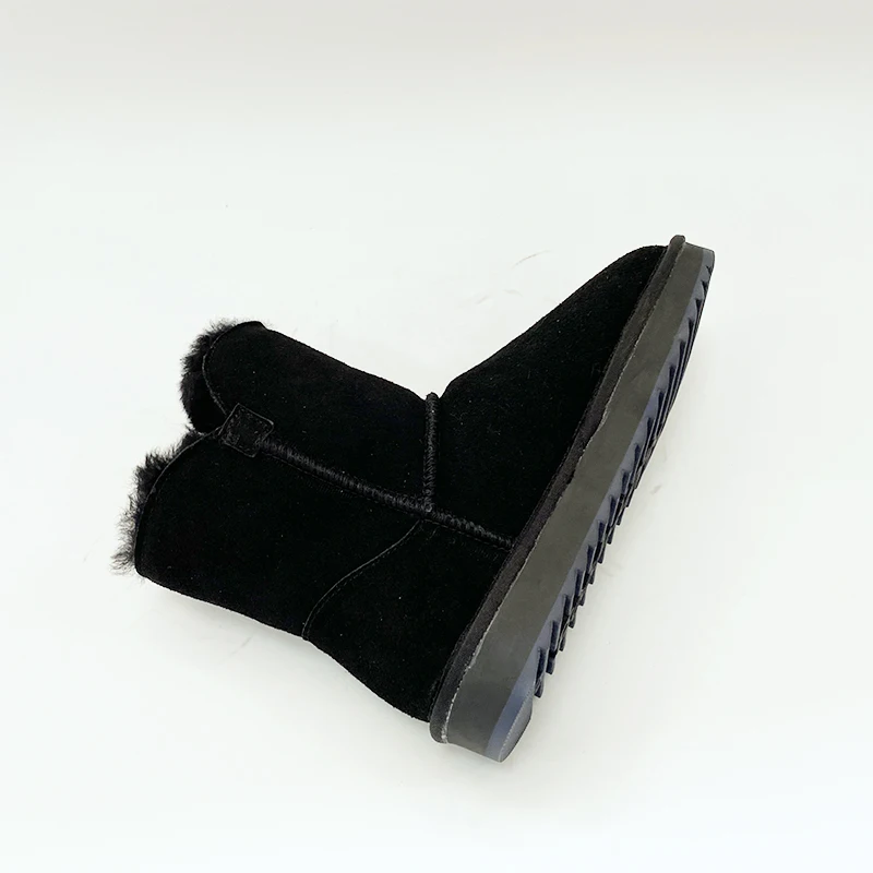 Hot Selling Round Toe Street High Top Board Boots Black Leather Casual Women Ankle Winter Boots