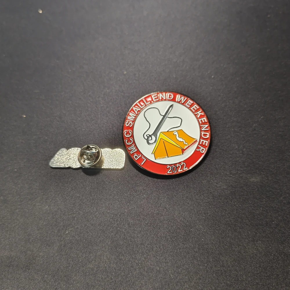 Custom America National Football Sport Team Badge Pins Enamel Metal Lapel Pin Baseball Hat Polished Pins