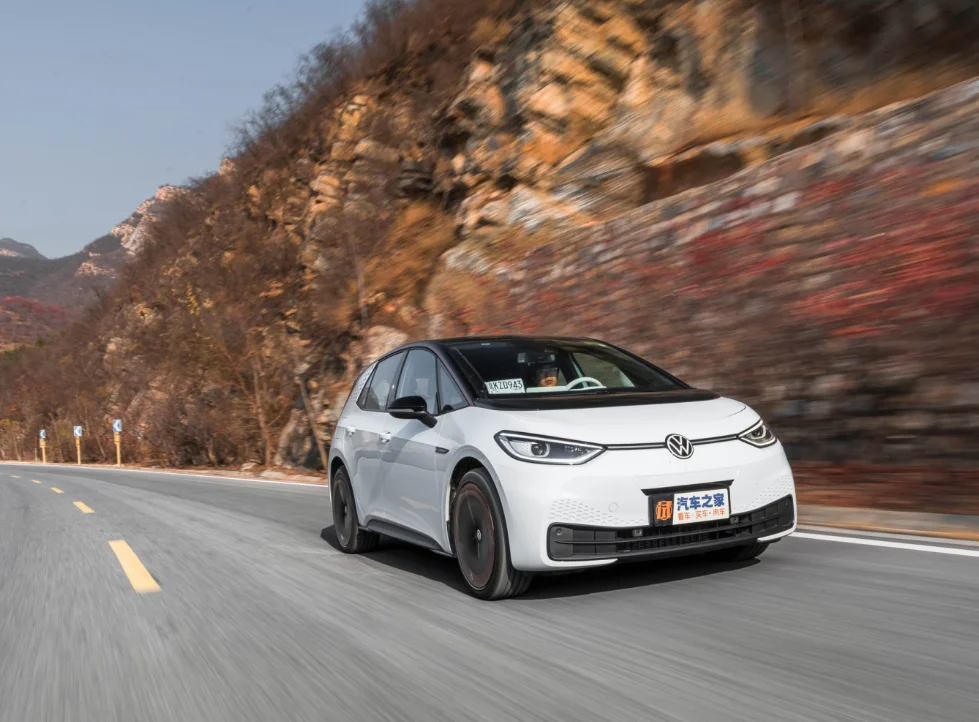 vehicle electric menlo auto usate  vw id.3 freon automotive  vehicles elettric car used porsche byd yuan plus baic ex360