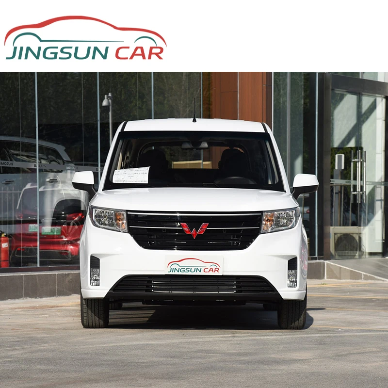 WuLing Hongguang Plus Well Received 5-door 7-seater MPV Natural aspiration 6-speed manual cars china