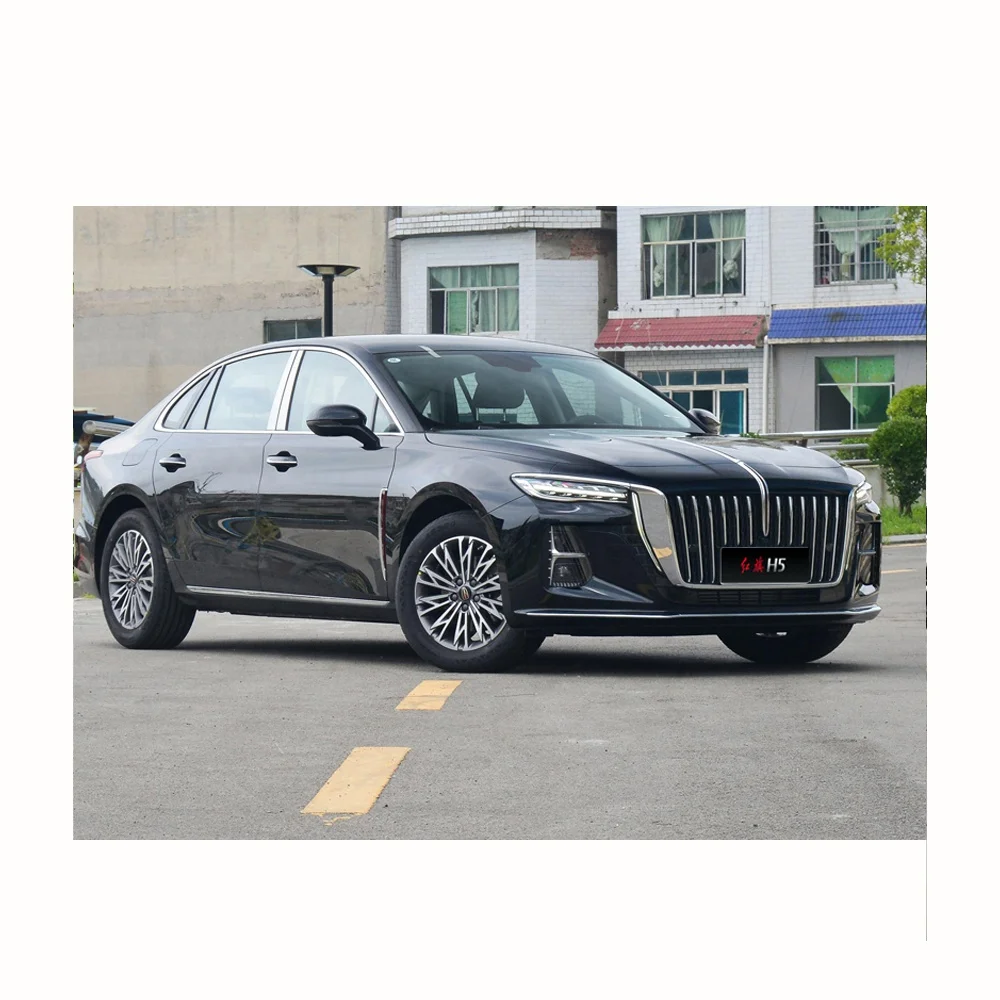 2024 Hongqi H5 2,0 t автоматический седан Zhilian Flag Edition светодиодные фары 4-дверный 5-местный кожаный салон R18 ACC FWD б/у автомобиль
