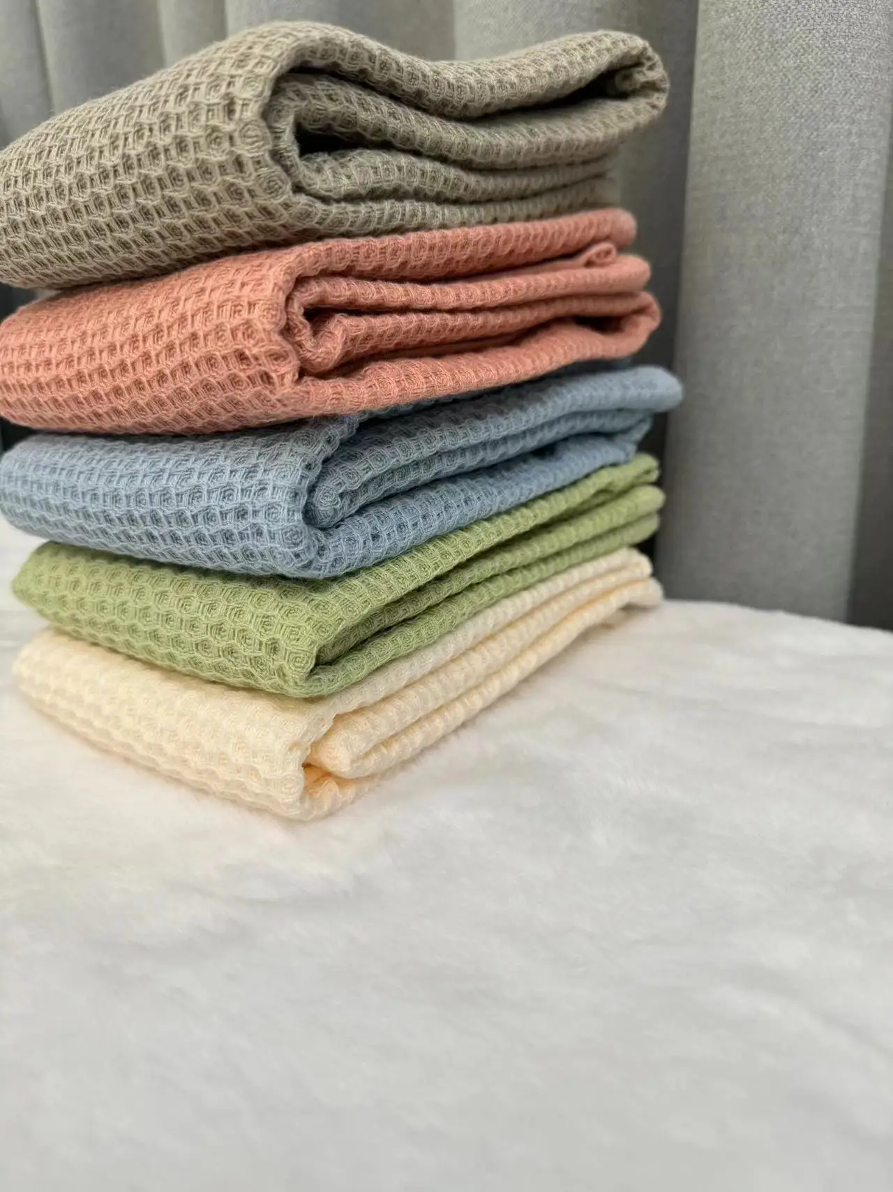 Custom  Logo Waffle Towel Cotton High absorbent Quick Dry waffle kitchen waffle towel weave drying Hotel Bath Towel