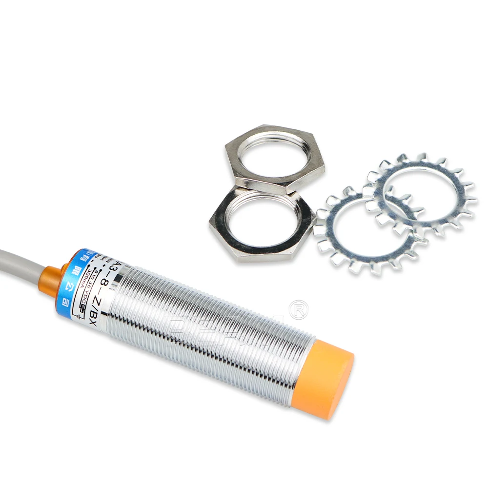 LJ18A3-8-Z/BX  Metal inductive proximity switch DC three-wire NPN normally open metal sensor. Dc 12 v24v36v