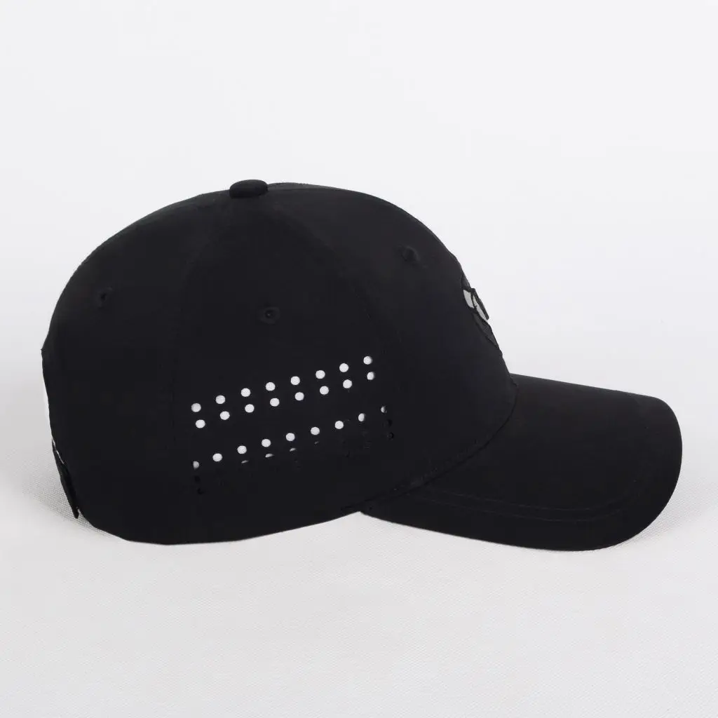 New Arrival Fashion Black Baseball Caps Custom Logo Luxury Fitted Sports Hat for Men and Women