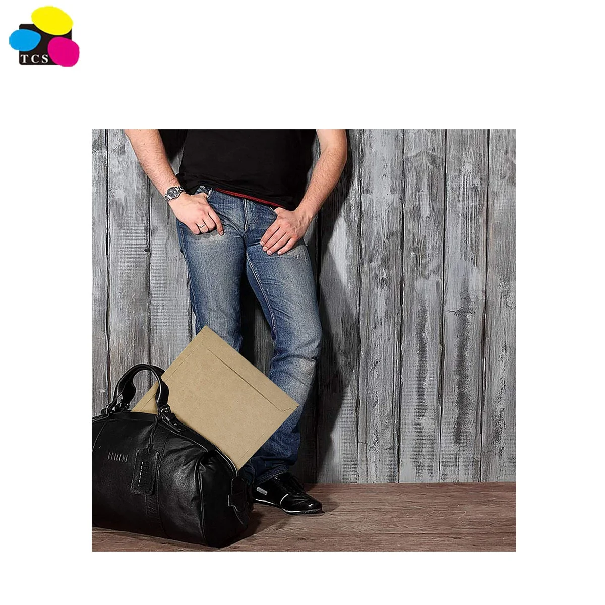 High quality 13 x 18 inch 100 Pack Kraft Brown Cardboard Flat Rigid Shipping Envelopes With Peel & Seal For Shipping docs