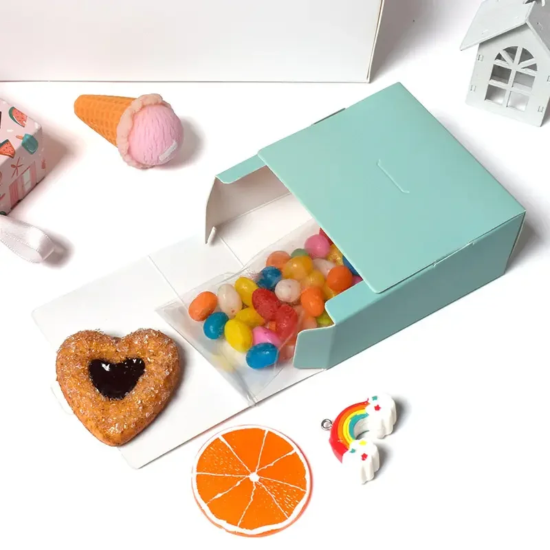 Professional customized design candy gift box personalized gift box of square pattern candy biscuit packaging box