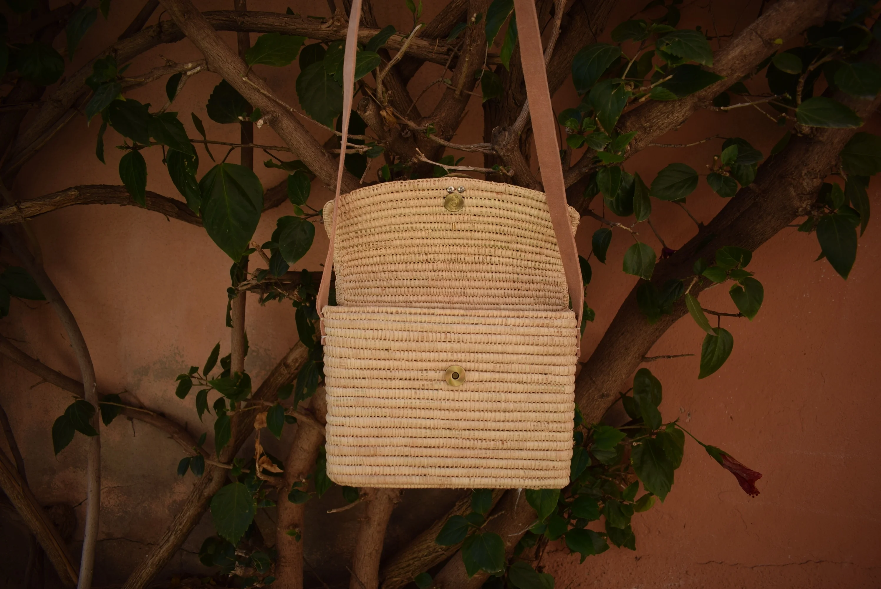 Raffia round bags