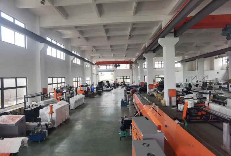 High Efficiency Plant Equipment Wholesale Factory Direct Sales of High Quality Multistation Food Packing Thermoforming Machine Fast Food Box Hot Product 2022
