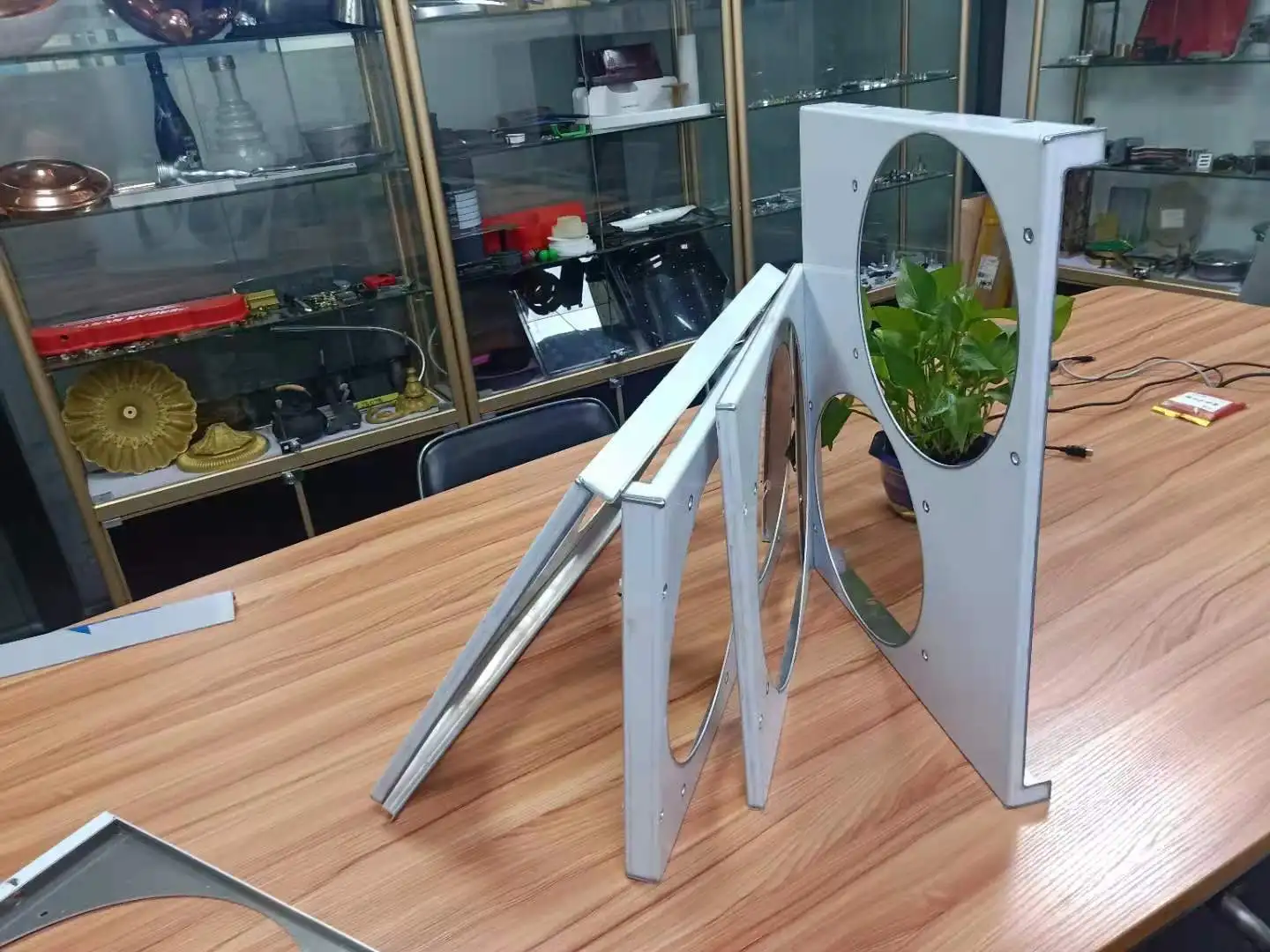 china sheet metal laser cutting/bending/riveting cnc laser cutting sheet metal/metal sheet