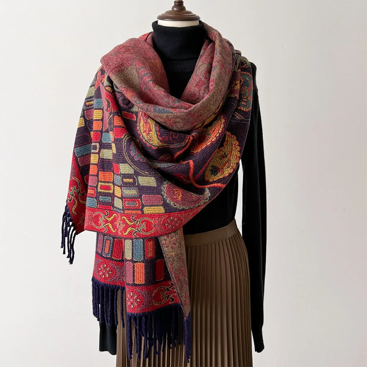 Wholesale Ladies Paisley Jacquard Pashmina Decoration Shawls Winter Woolen Feeling Warm Cashew Wraps Blanket Scarf