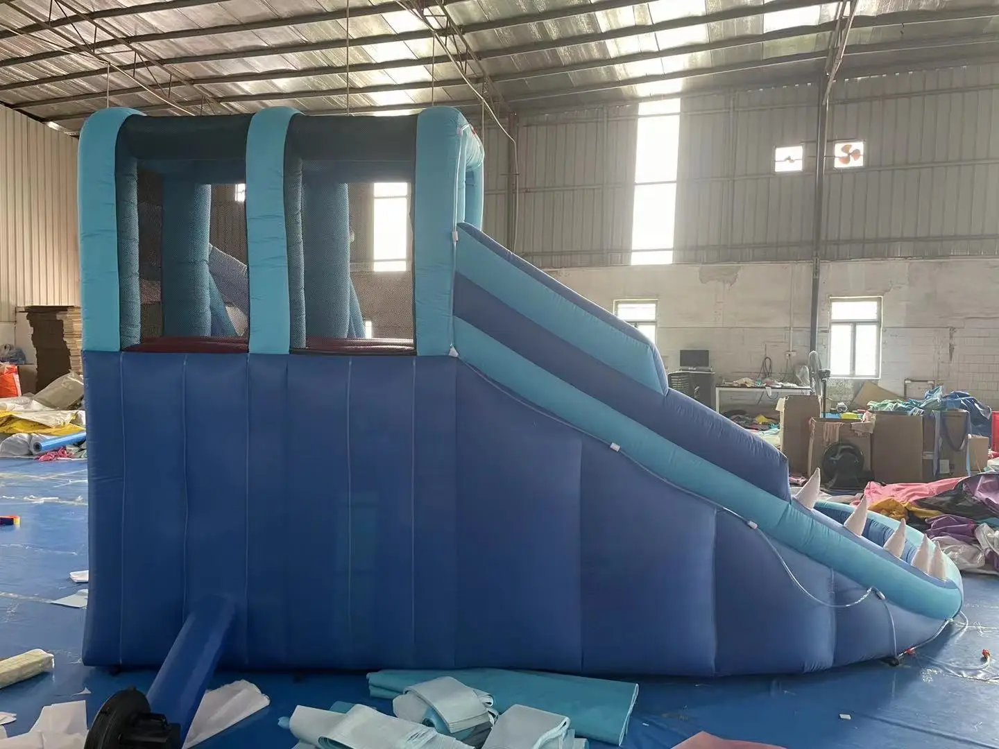 Dark blue shark theme inflatable bouncy inflatable castle with slide commercial inflatable jumping bouncy combo castle