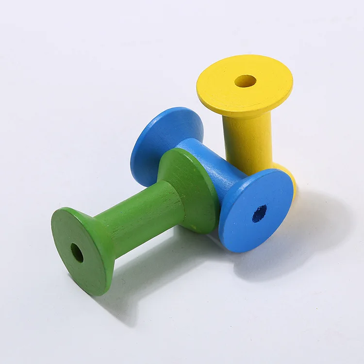 Небольшие пустые катушки деревянные для рукоделия с деревянными шпинделями высотой 30 мм dia22