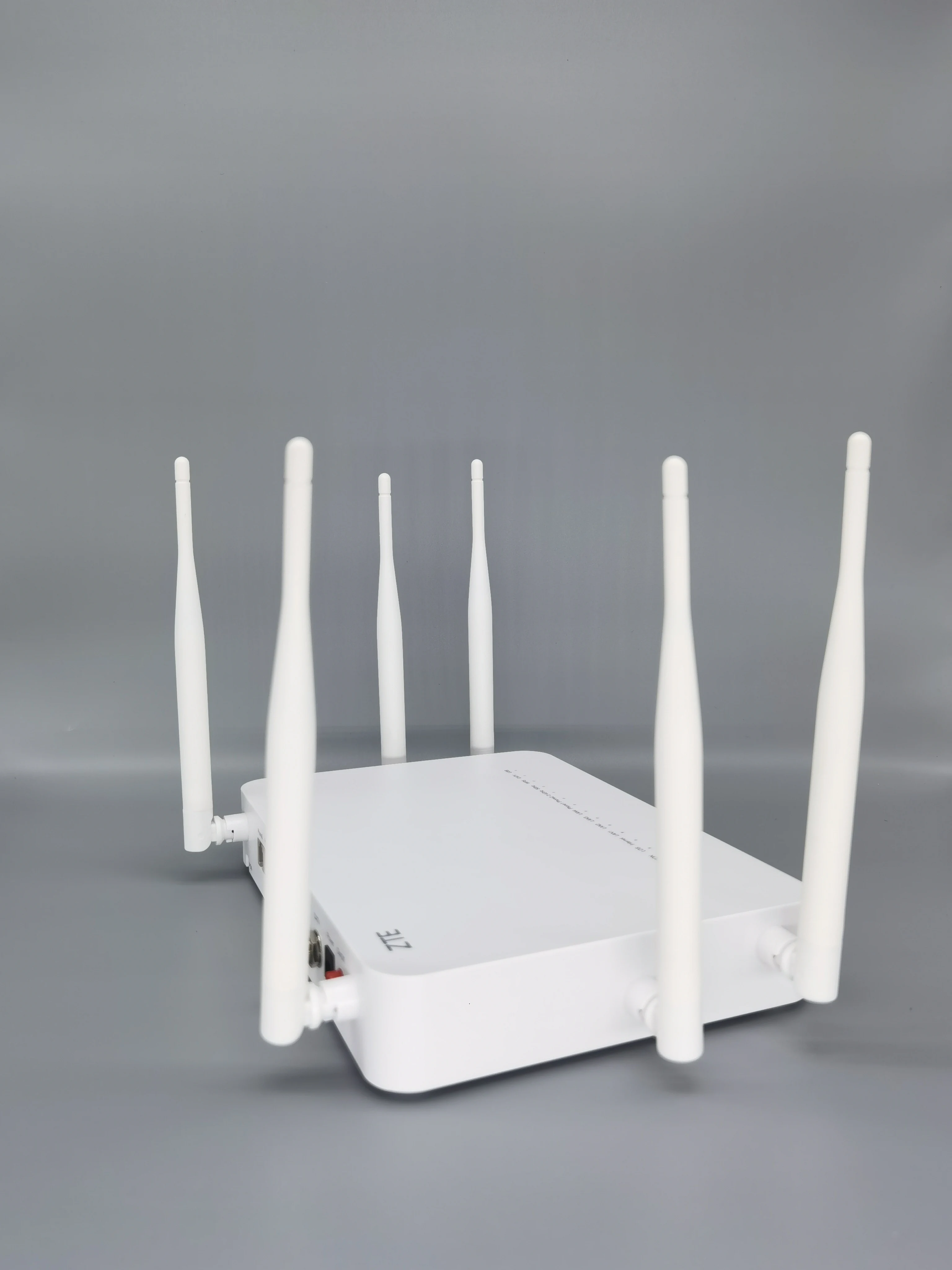 NEW Original  ZXHN F688 V6.0 AC2000 wifi 4ge 2pots  CATV 2.4g 5g  ont Gpon  fiber router 4ge+2ports+wifi  Compatible with ZTE OL
