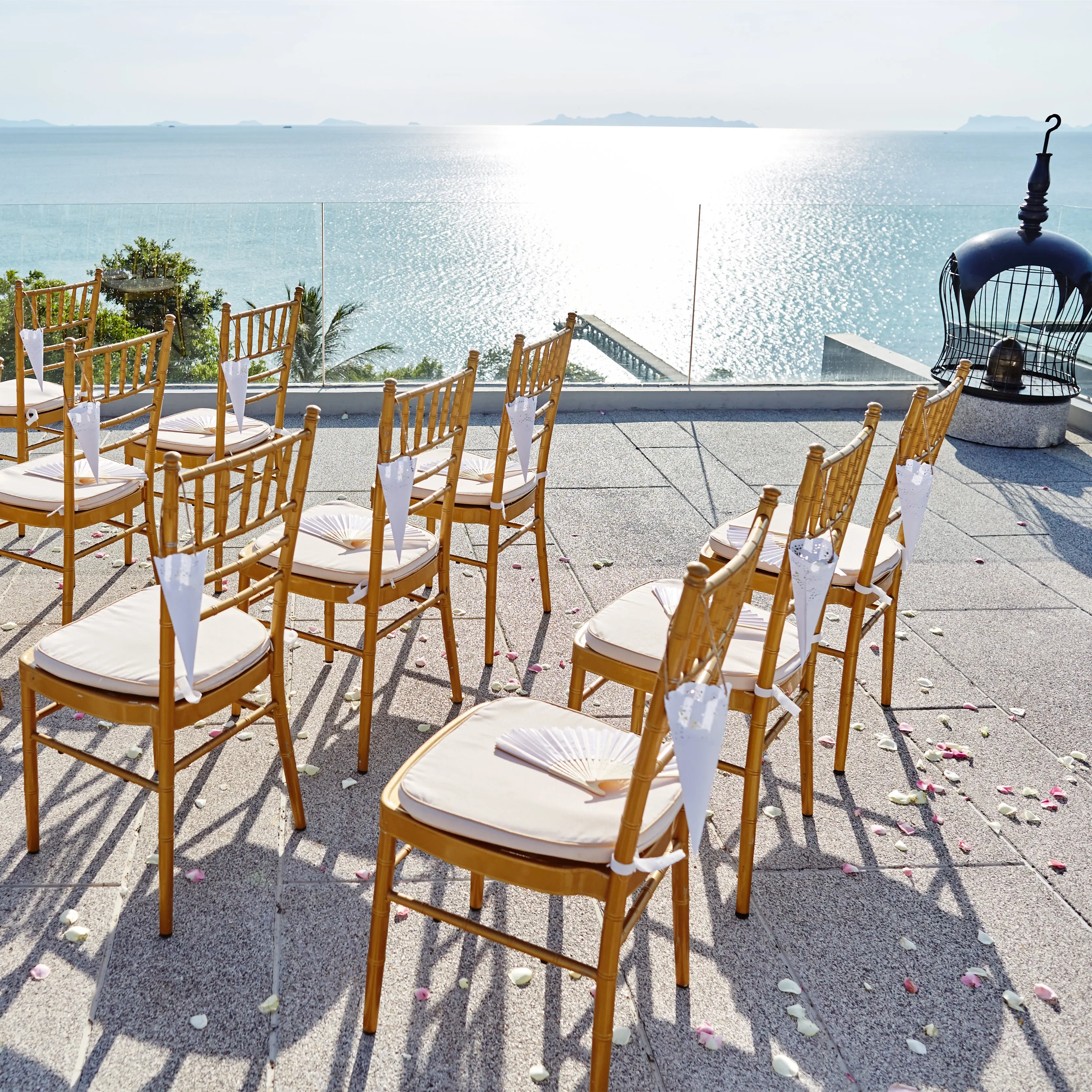  Лидер продаж маленький Пластиковый Полипропиленовый мини-стул Chiavari Tiffany для малышей детей на день рождения и свадьбу