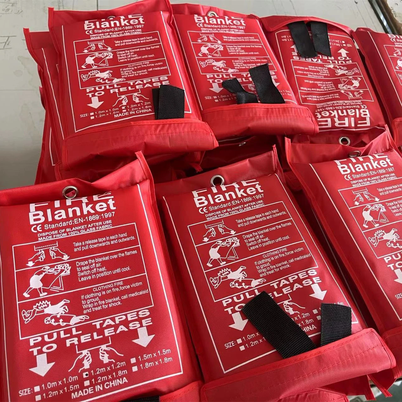 Fire Resistant Soft E glass Fiberglass Fire Blanket for home kitchen,school,shopping mall,hospital