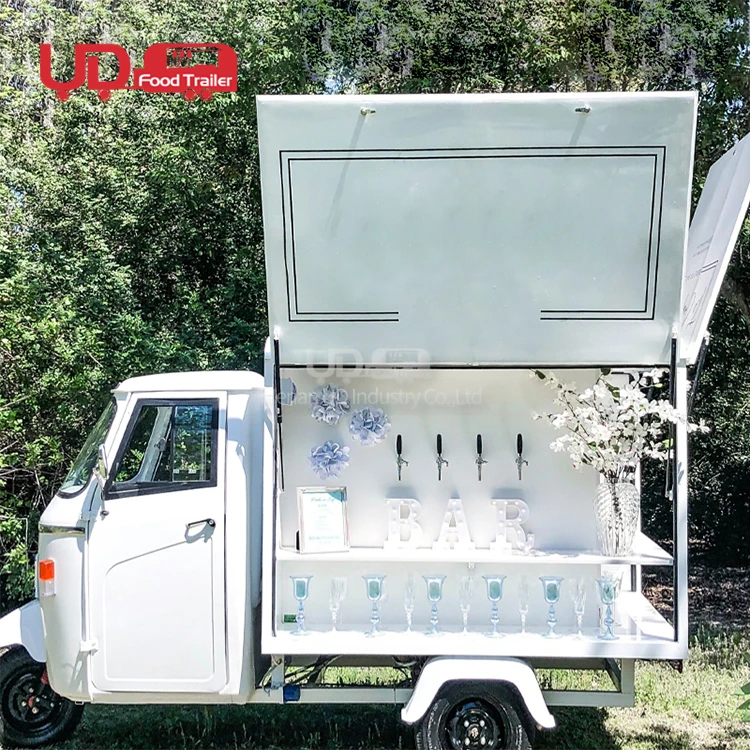 3 Wheel Bar Fast Food Vending Carts Champagne Truck Tricycle Ape 50 Mobile Electric Food Cart for Sale in California USA