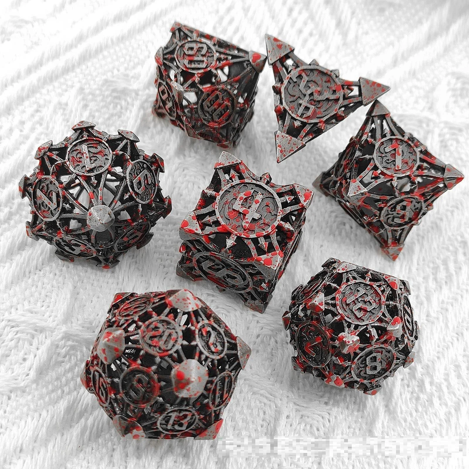 Sharp horn RPG hollow metallic dice Dungeons and Dragons Role Playing Game Cthulhu Cutout Dice Casino Custom angle Dice