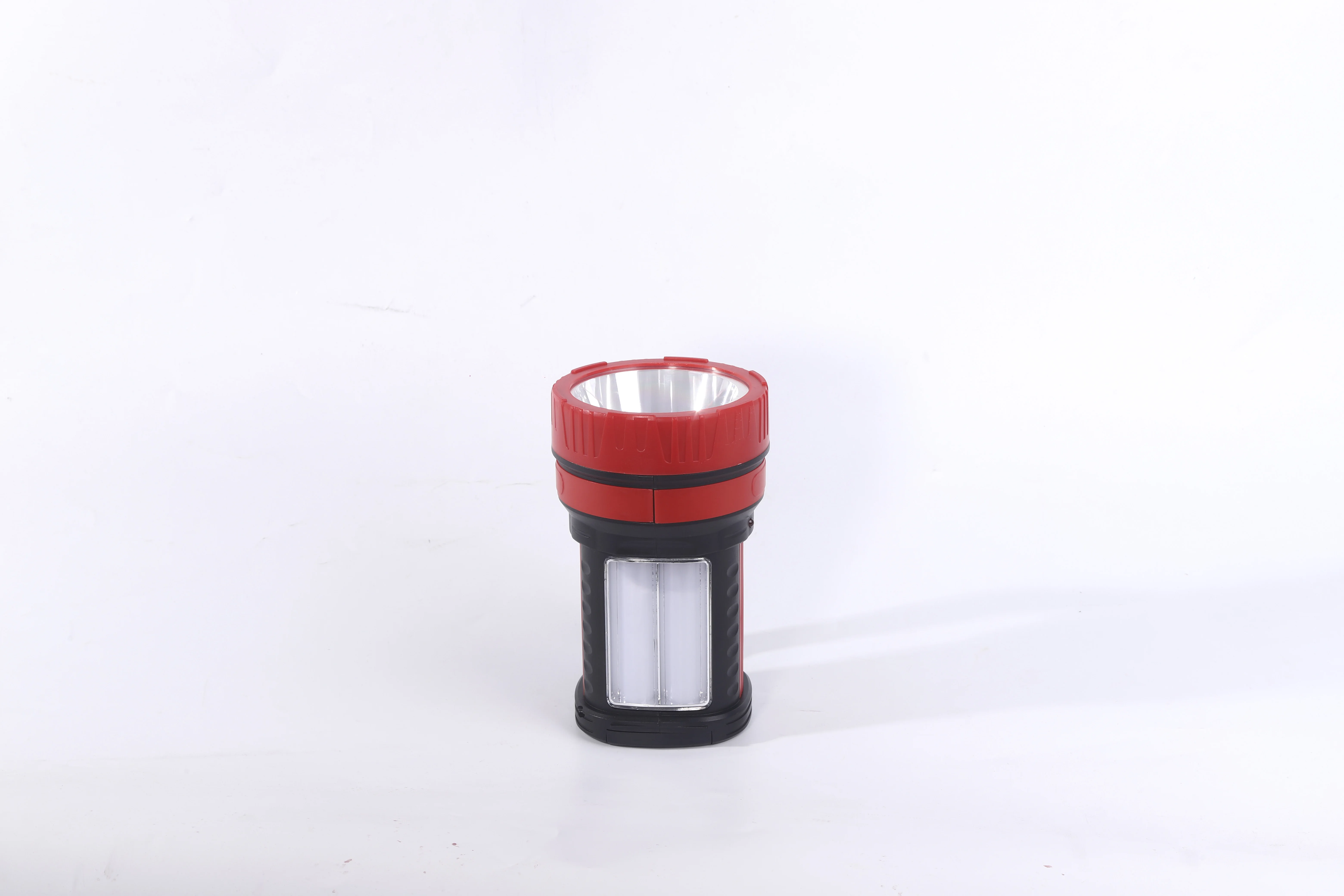 Перезаряжаемый светодиодный фонарик