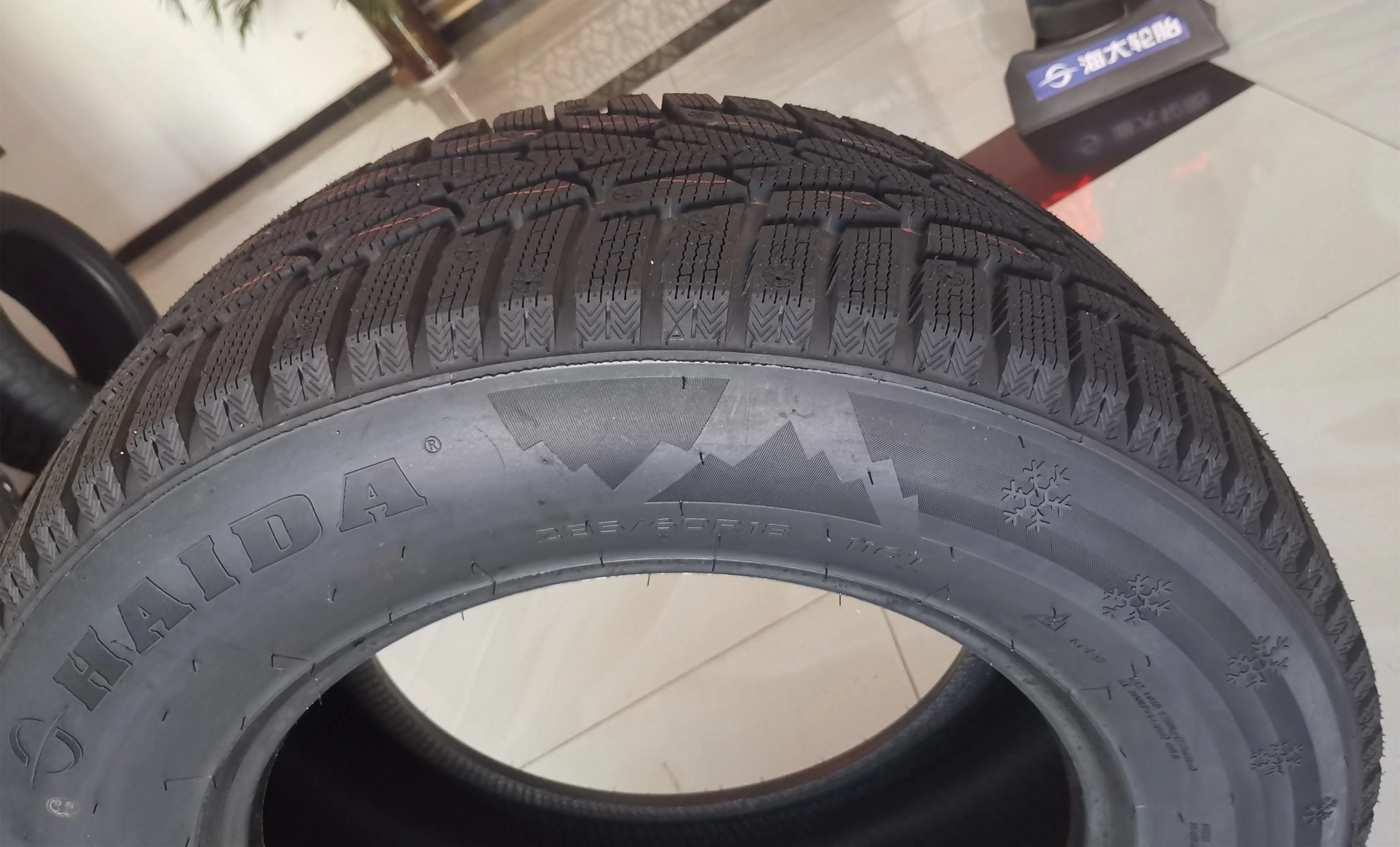 Зимние шины MILEKING HAIDA для фургона 185/75/16C 8PR 104/102R HD627 легковых
