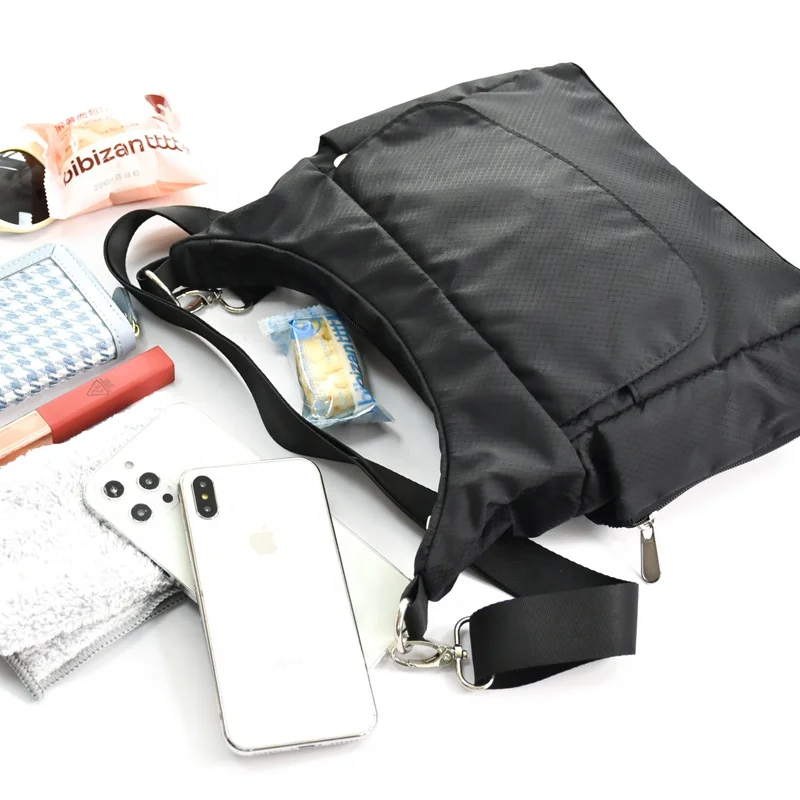 Custom Durable Waterproof Nylon Male Messenger Bag Crossbody Travel Purse Versatile and Stylish Shoulder Bag