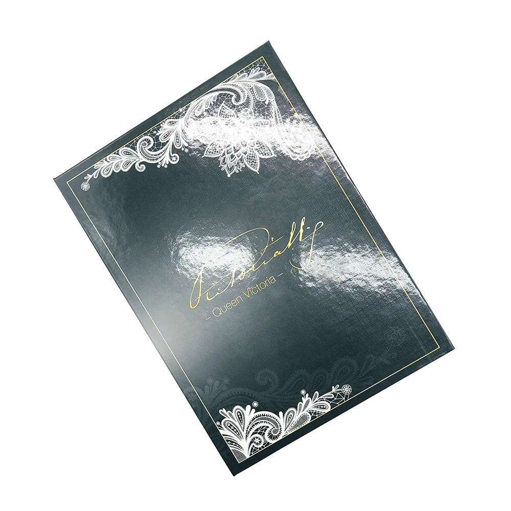 #1614791_Queen Cictoria Commemorative coin collecting album