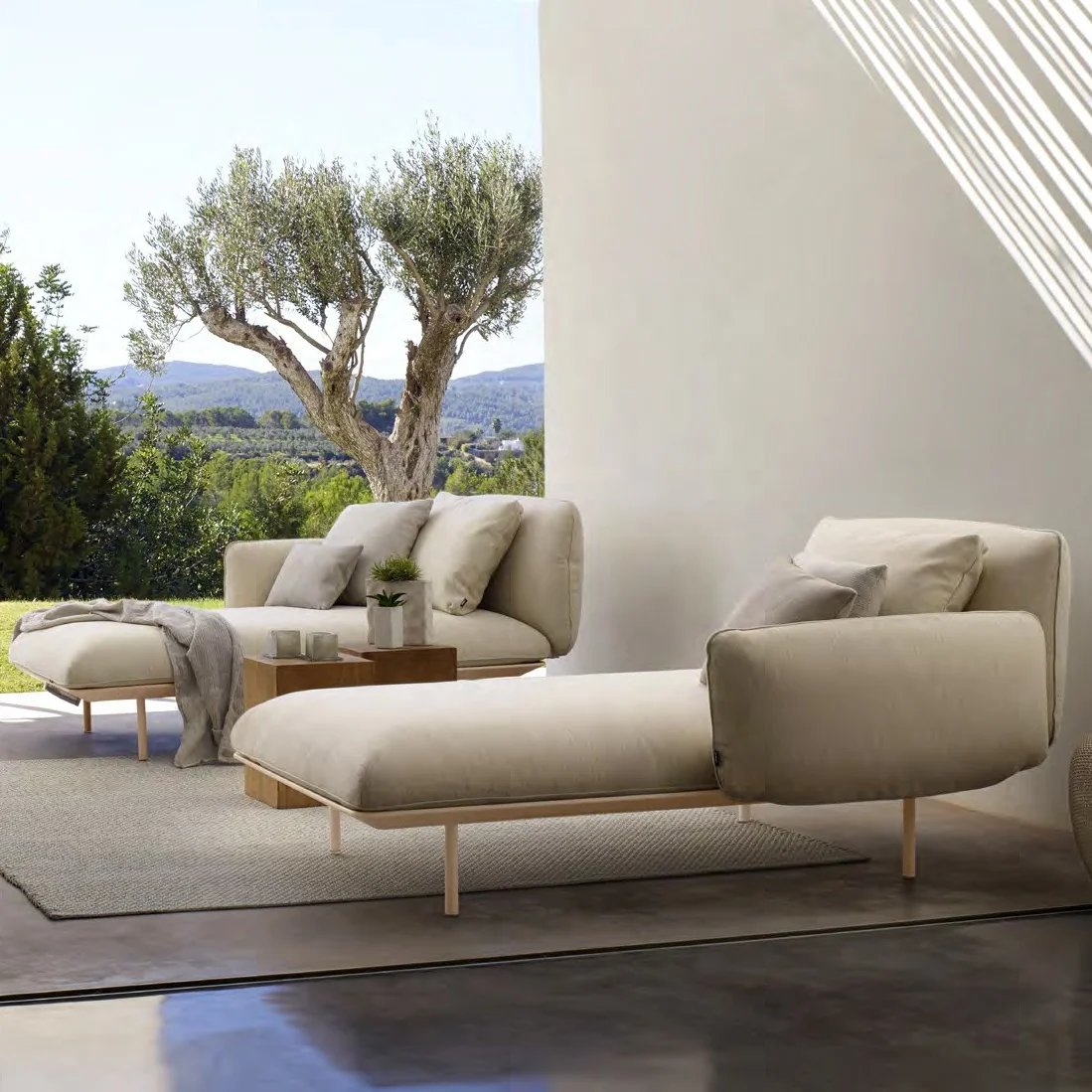modern outdoor lounge sunbed open air furniture sanja chaise pool side furniture