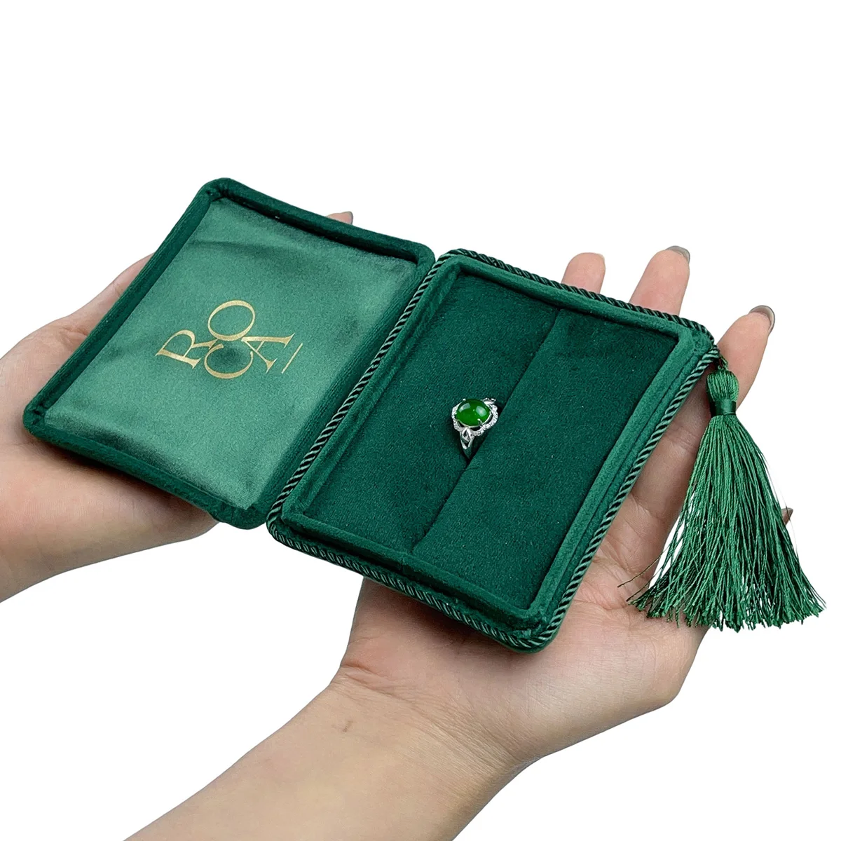 Custom LOGO pendant cox Travel Jewelry Packaging Velvet Pouch Bag Gift Box Set Velvet Tassel Jewelry Box