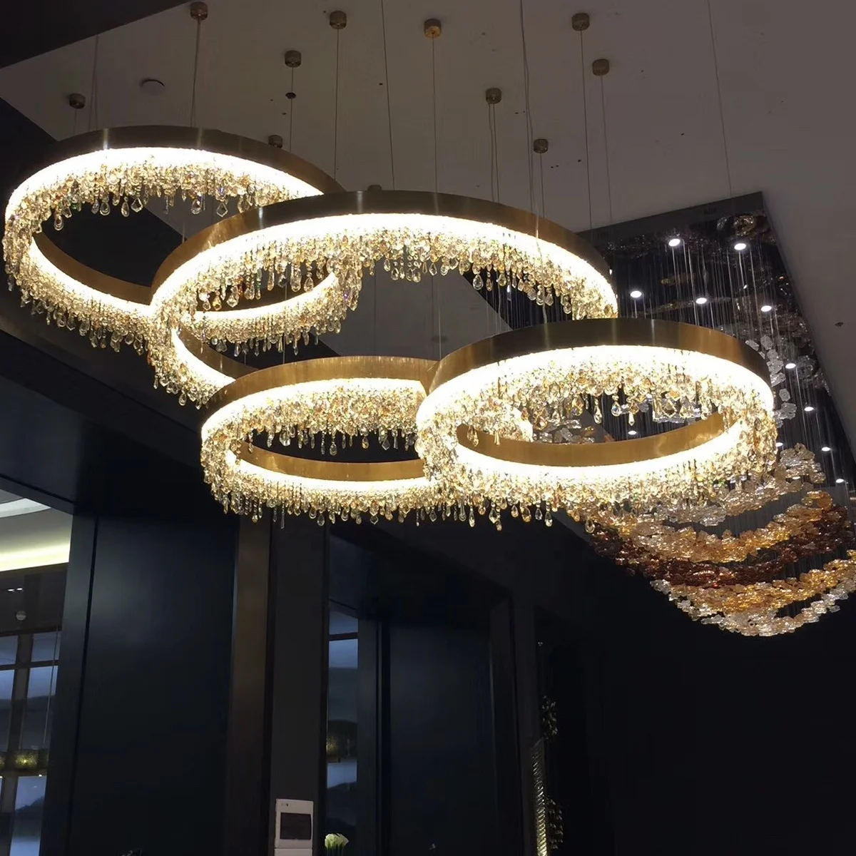 Modern LED Round Hotel Design Crystal Chandelier Pendant Lights For Hotel Lobby Ceiling Decor