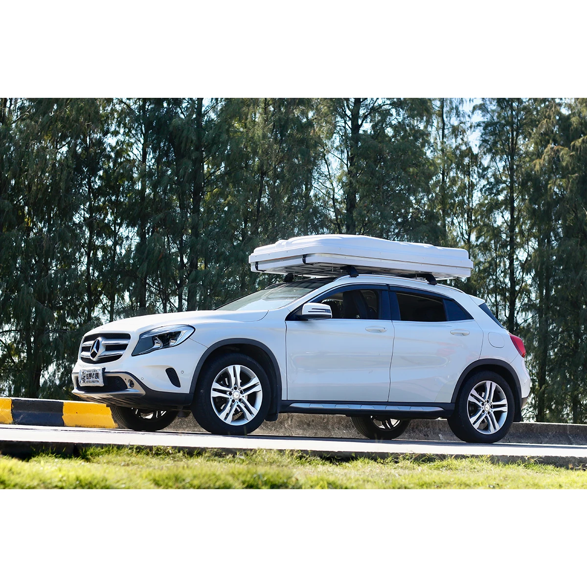 Four Seasons hard shell roof top truck tent pop up car tent