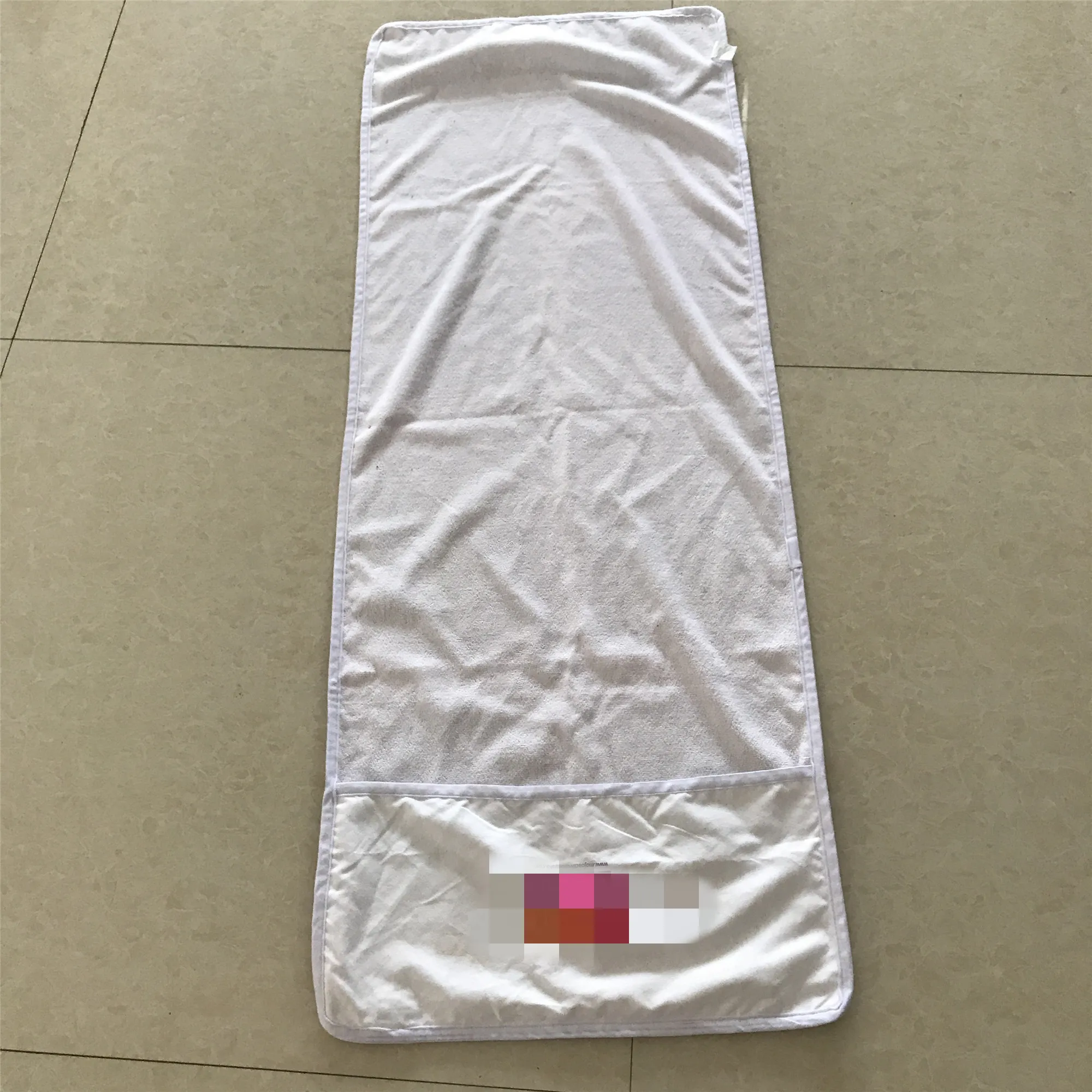 microfiber sports gym towel for workout yoga with zip pocket