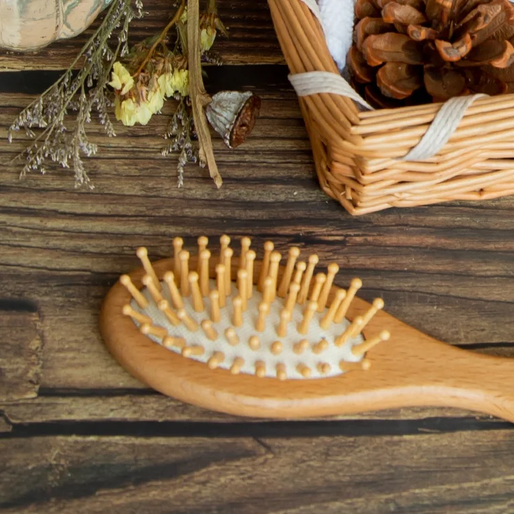 Hot Selling Soft Newborn Cradle Cap Hairbrush Goat Baby Hair Brush and Comb Set Baby Wooden Hair Brush Set for Infant Toddlers