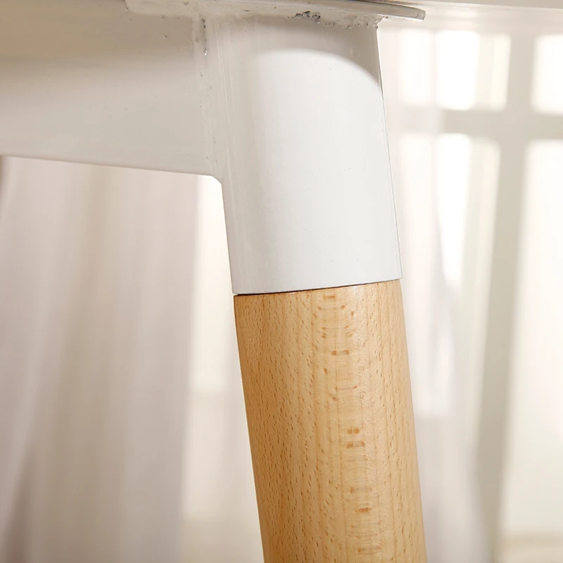 
New Designed modern MDF Round dining room table with wood legs 