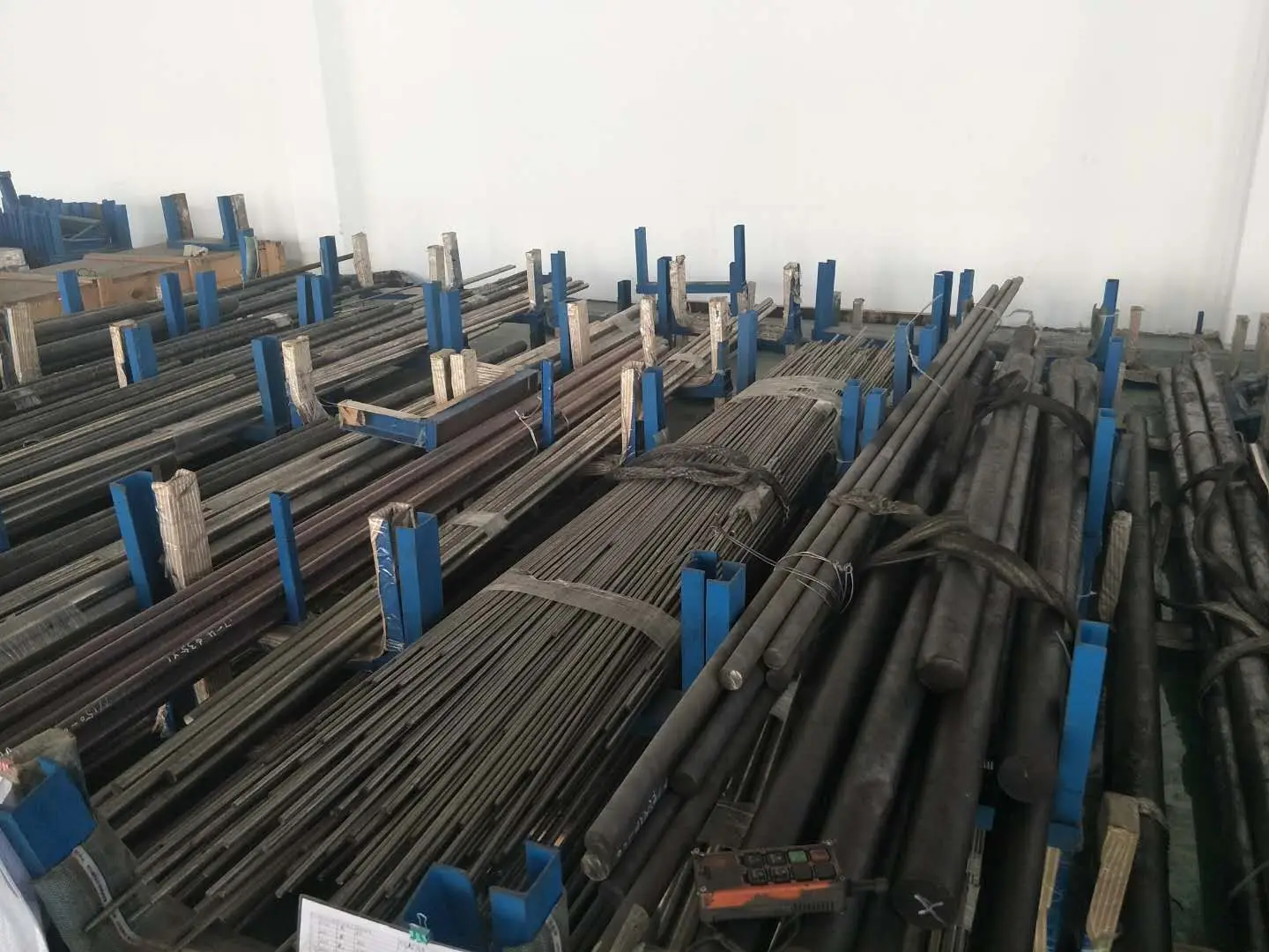 h13/h11/d2/d3/d6/o1/p20 a681 hot work tool h21 die steel round bar 1.2344 low alloy steel round bar high speed steel m2