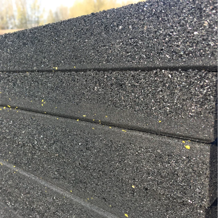 Good quality Anti-slip 20mm protection gym rubber tiles mat flooring rolls With EPDM Granules
